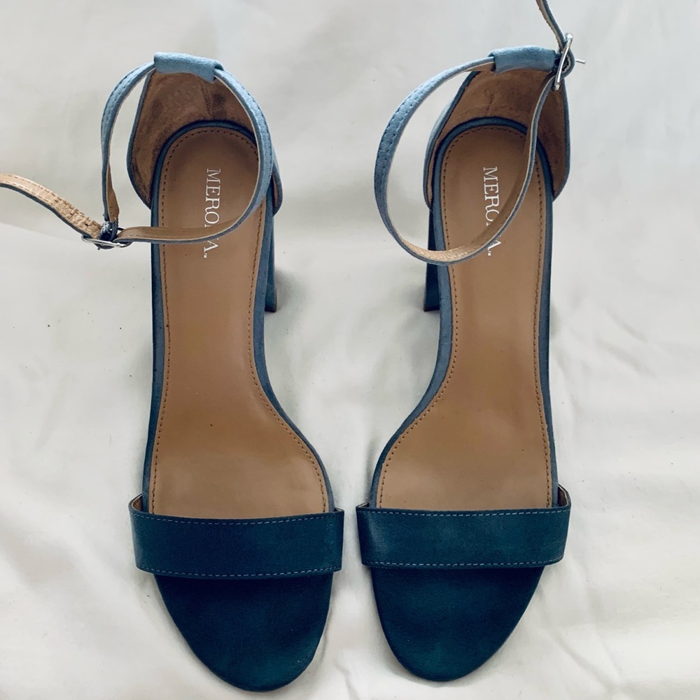 Blue sandal/heels Size 9